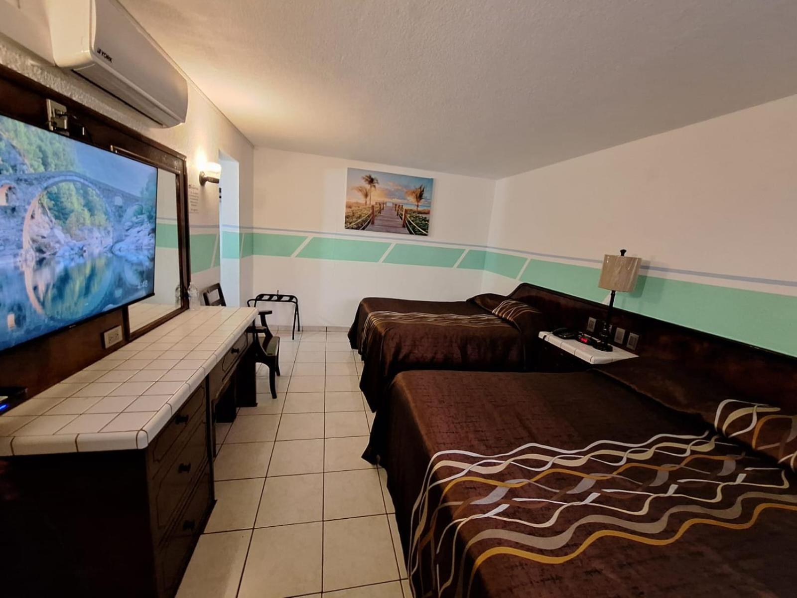 Motel Jabaloyas Tijuana Exterior photo